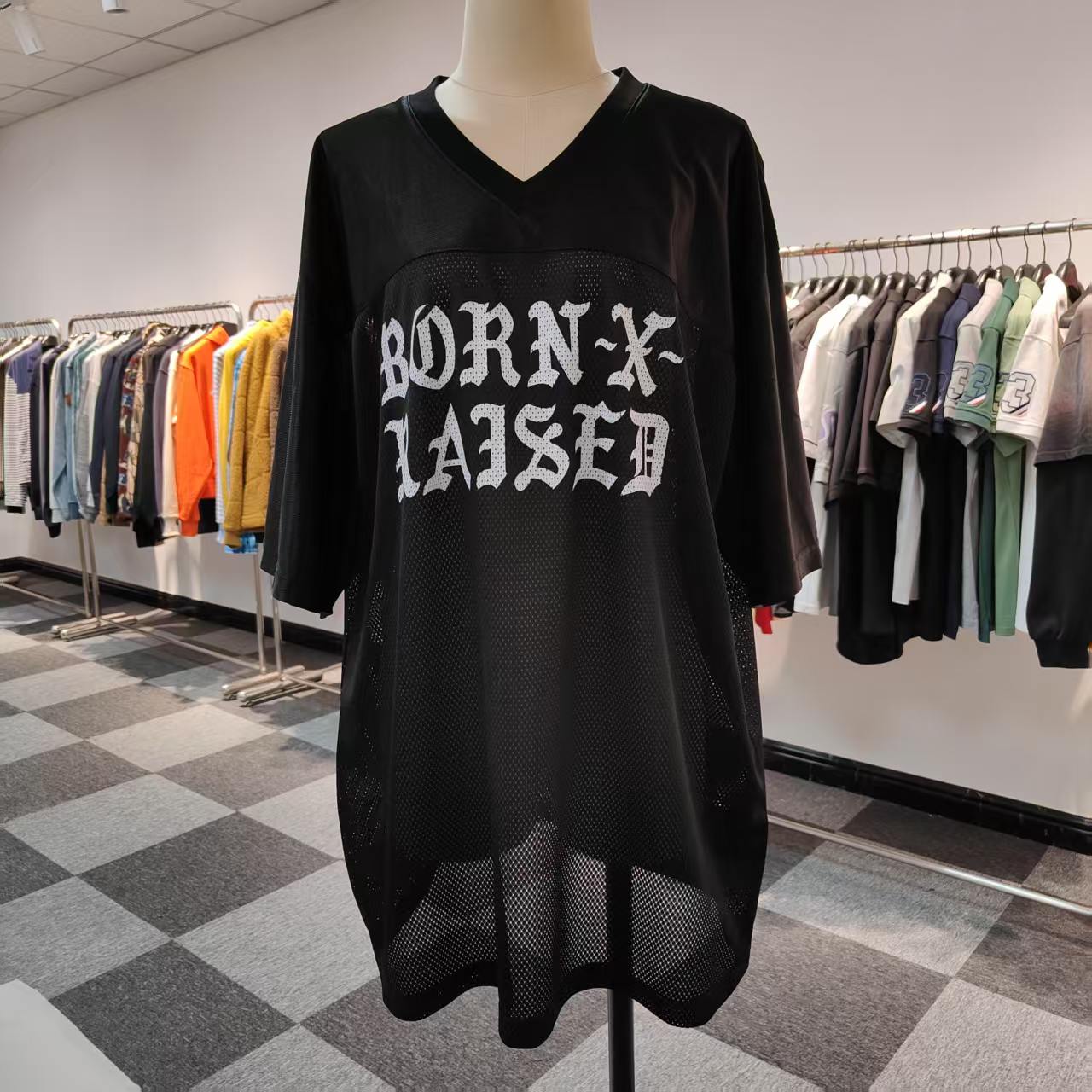 Black Mesh V-neck Print T-shirt