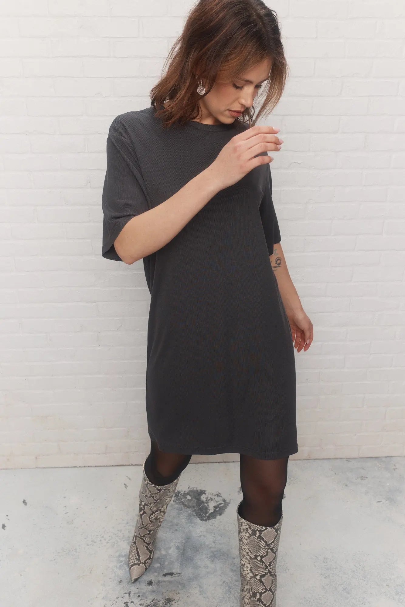 Grey Ribbed Short Sleeve Dress