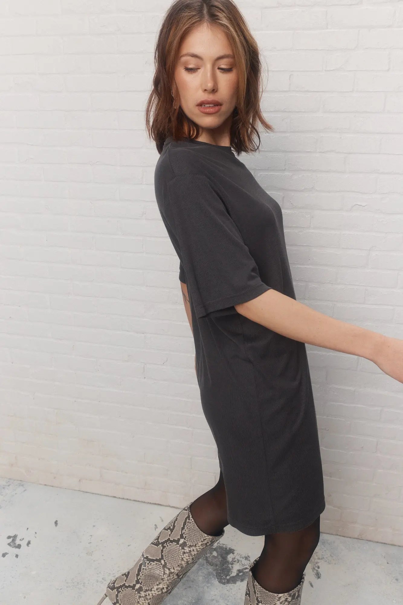 Grey Ribbed Short Sleeve Dress