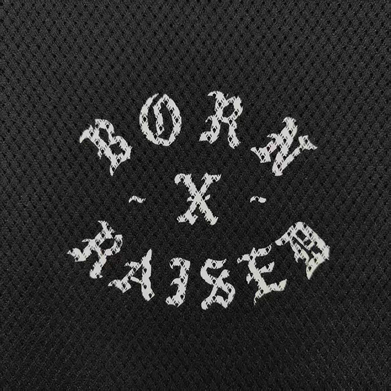 Black Mesh V-neck Print T-shirt