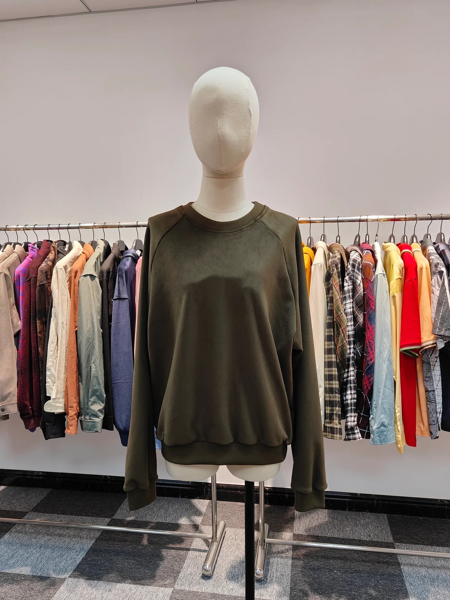 Dark Olive Velvet Crewneck Embroidery Shirt