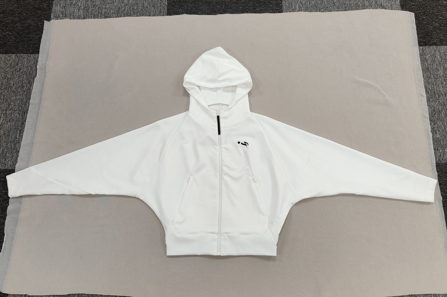 White Dolman Sleeves Hoodie